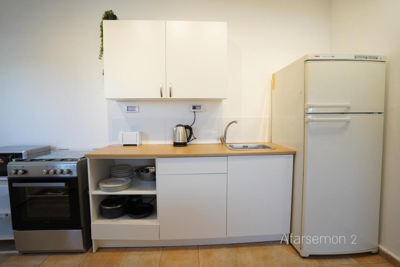 Yalarent Afarsemon Apartments With Pool - For Families & Couples Eilat Esterno foto
