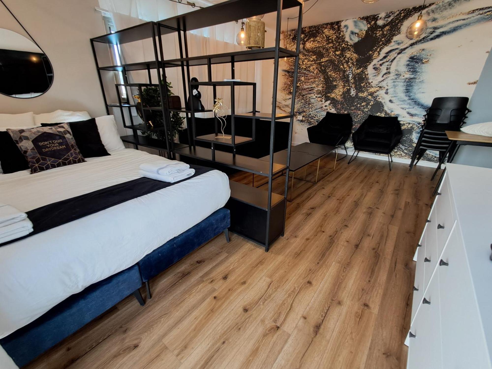 Yalarent Afarsemon Apartments With Pool - For Families & Couples Eilat Esterno foto